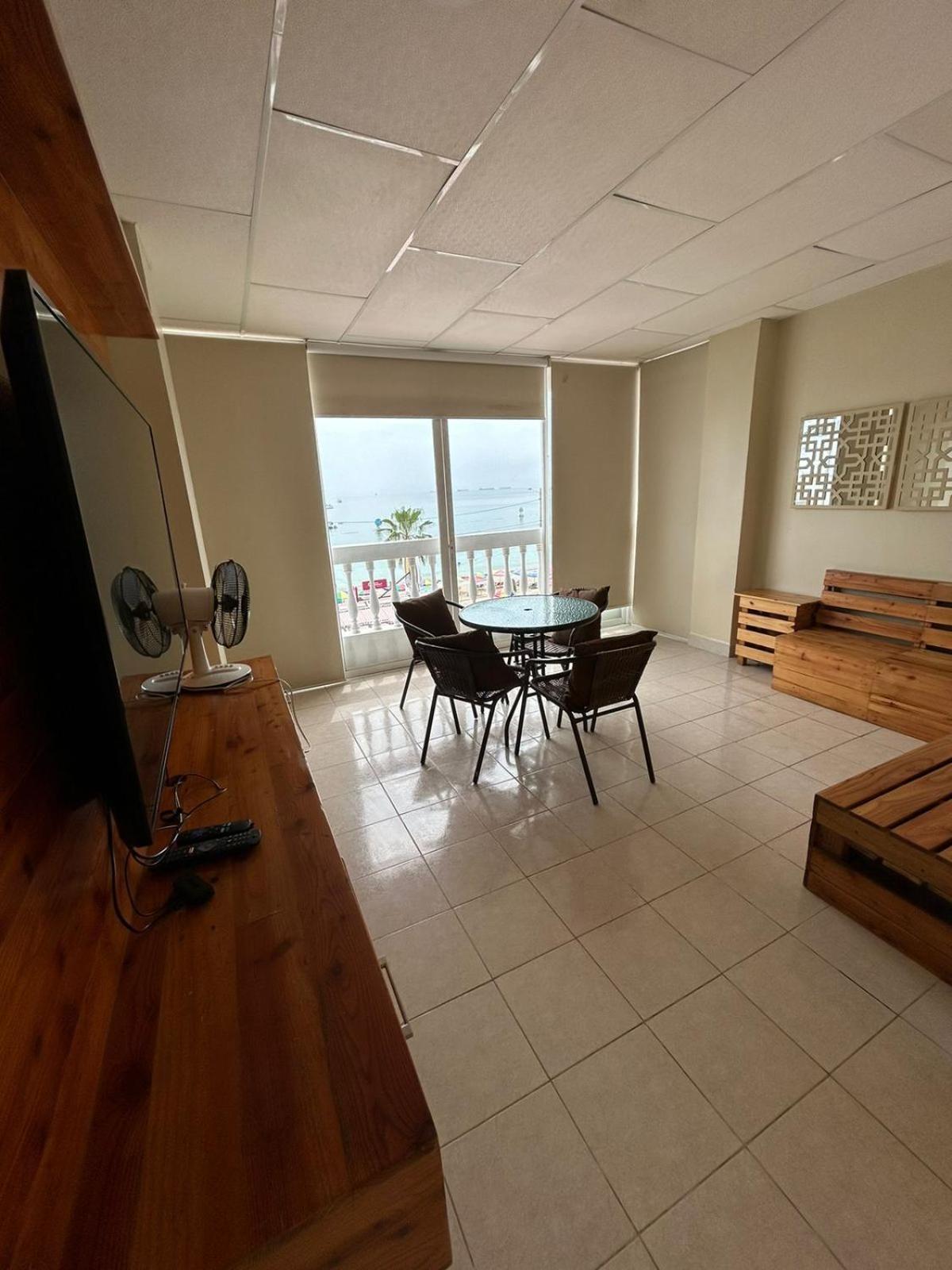 Chescos Hotel ซาลีนาส ภายนอก รูปภาพ